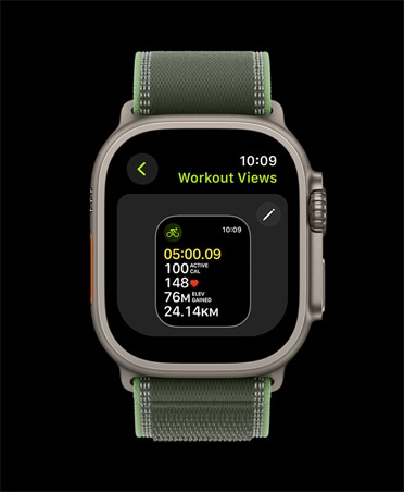Apple Watch Ultra 3, titanium case, natural color, edit workout views screen, Trail Loop, green/neon color