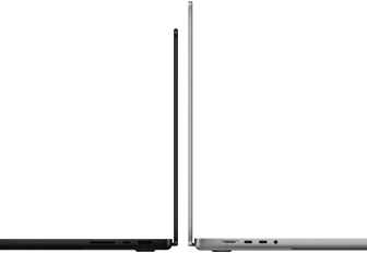 جهازا MacBook Pro مقاس 14 إنش و16 نش معروضان ظهراً لظهر لتوضيح الفرق في الحجم وإبراز نحافة التصميم